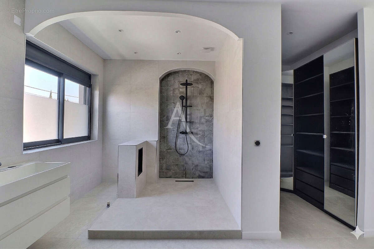 Maison à MARSEILLE-12E