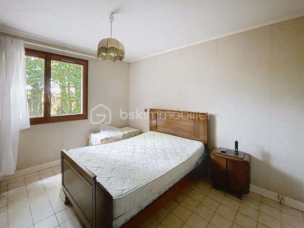 Charme et allure authentique à Saint-Hilaire-les-Andrésis - photo 14