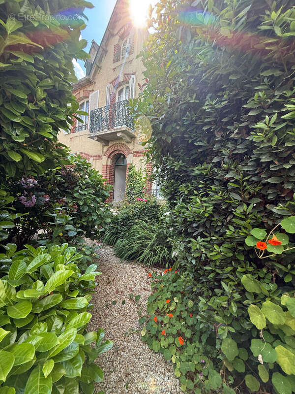 Maison à SAINT-POL-DE-LEON