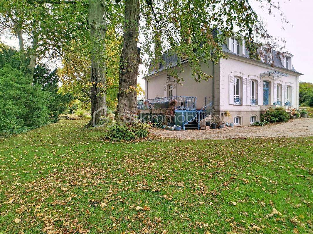 Maison à GERMIGNY-L'EVEQUE