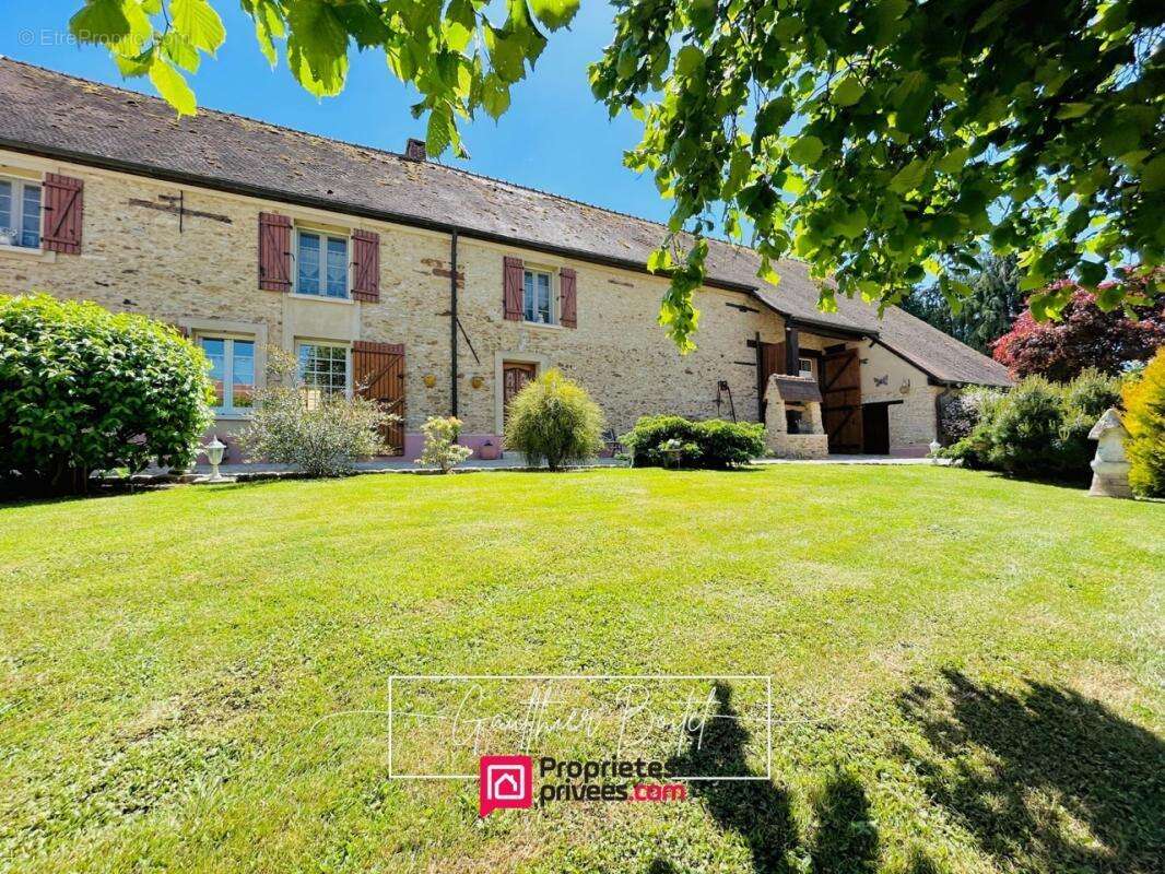 Maison à COULOMMIERS