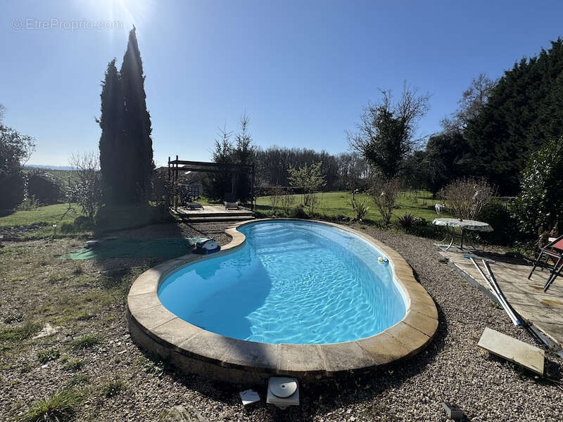 Maison à VANZAC