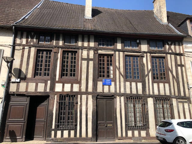Maison à BAR-SUR-SEINE