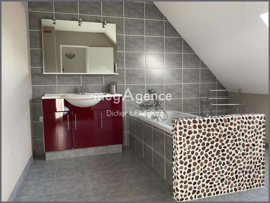 Maison à SEICHES-SUR-LE-LOIR