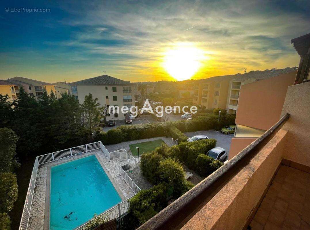 Appartement à SANARY-SUR-MER