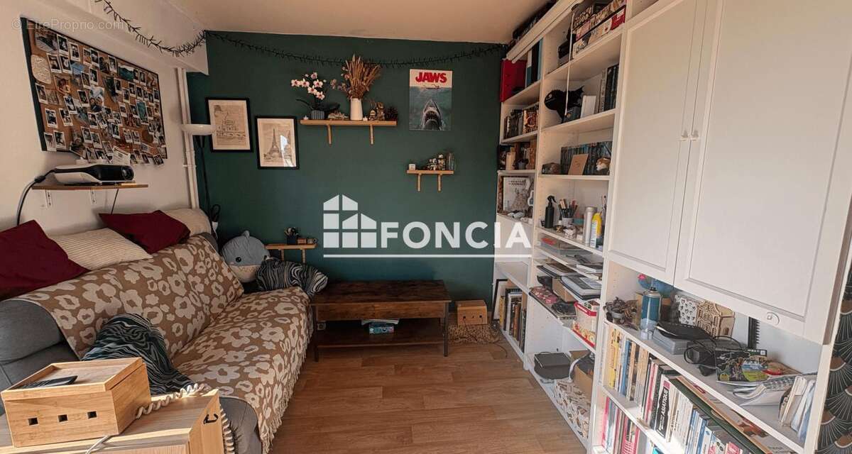 Appartement à FRESNES