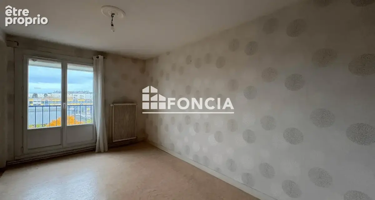 Appartement à LUCE