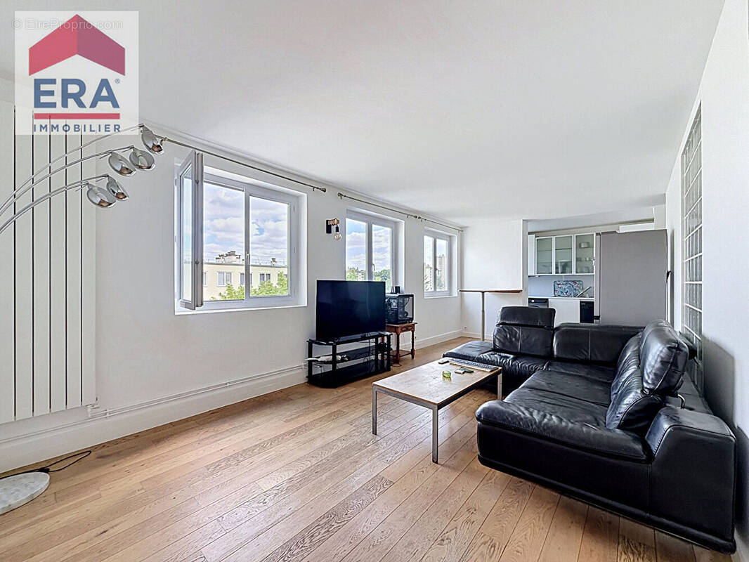 Appartement à IVRY-SUR-SEINE