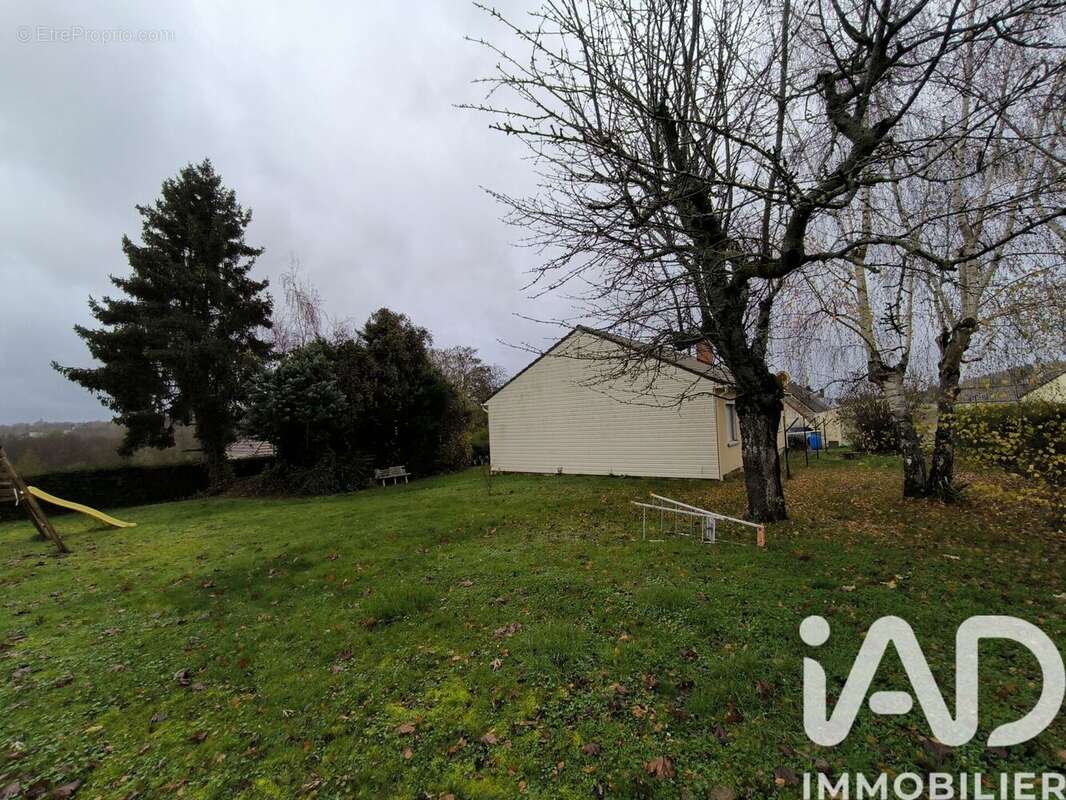 Photo 2 - Maison à LA FERTE-MILON