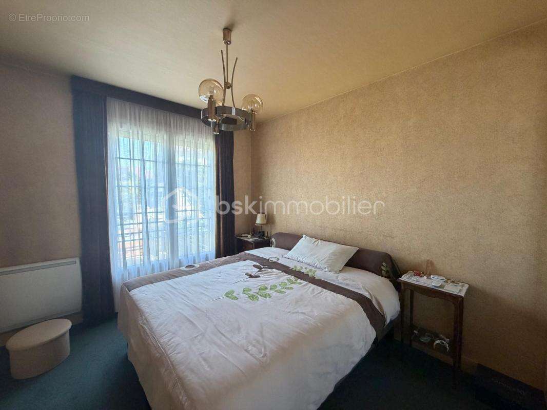 Maison à VILLIERS-SUR-ORGE