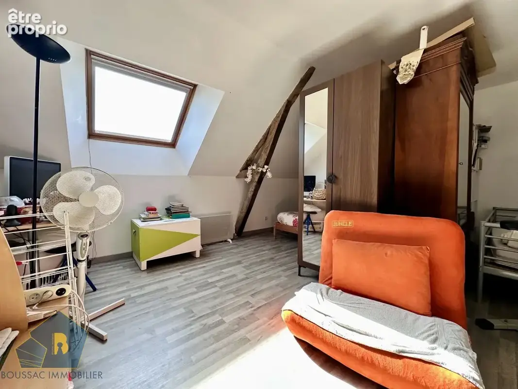 Maison 130 m² à Nouzerines  - photo 7