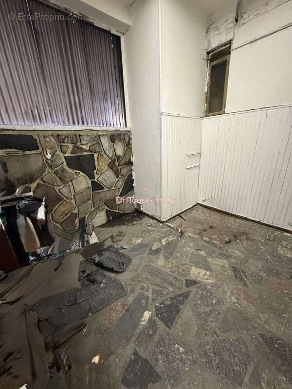 Commerce à MARSEILLE-5E