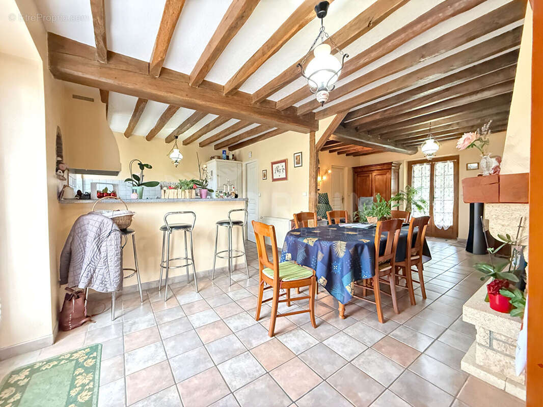 Maison à POUILLY-SUR-LOIRE