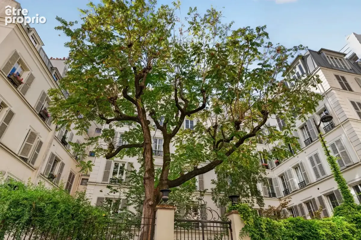 Coeur des batignolles. duplex charme absolu - photo 9