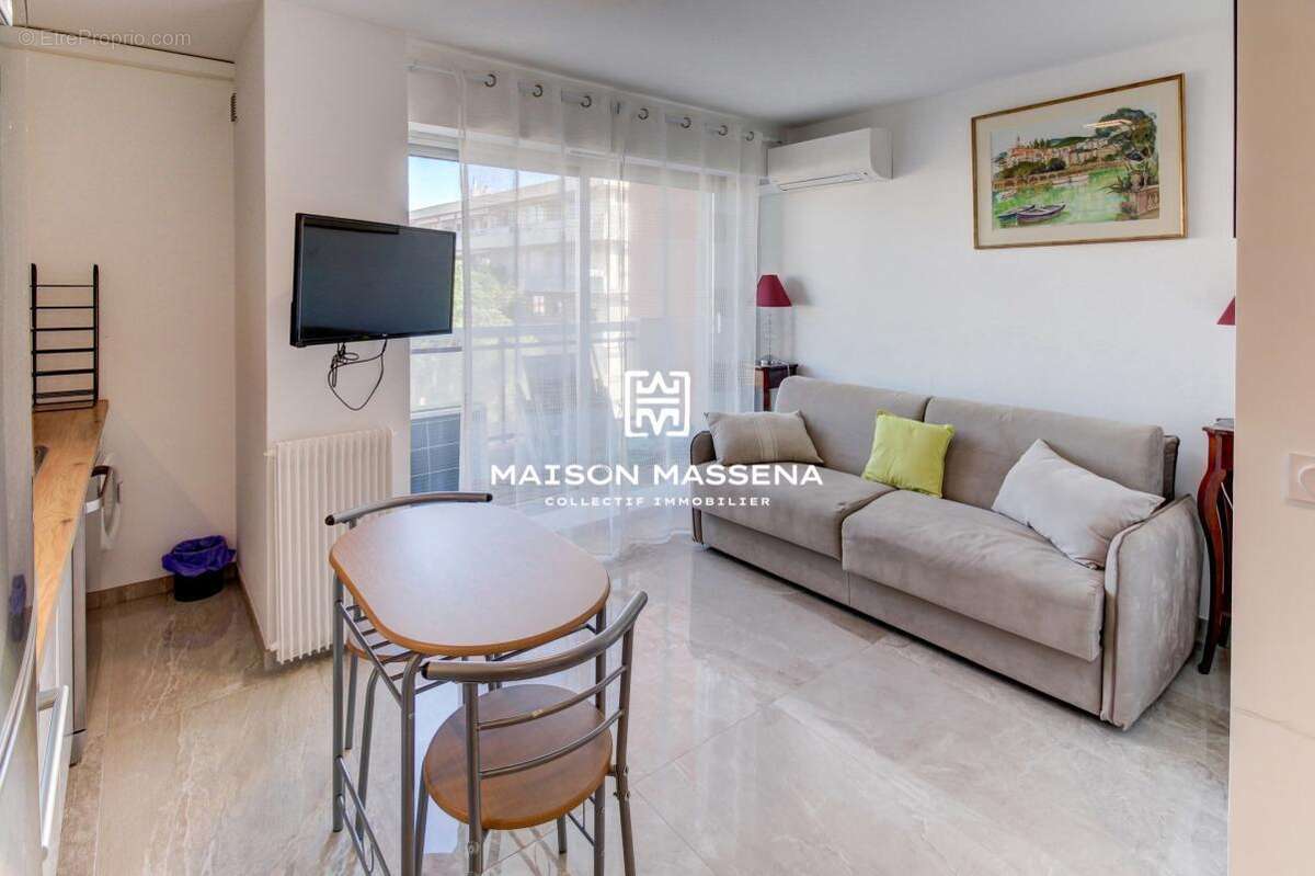 Appartement à CAGNES-SUR-MER