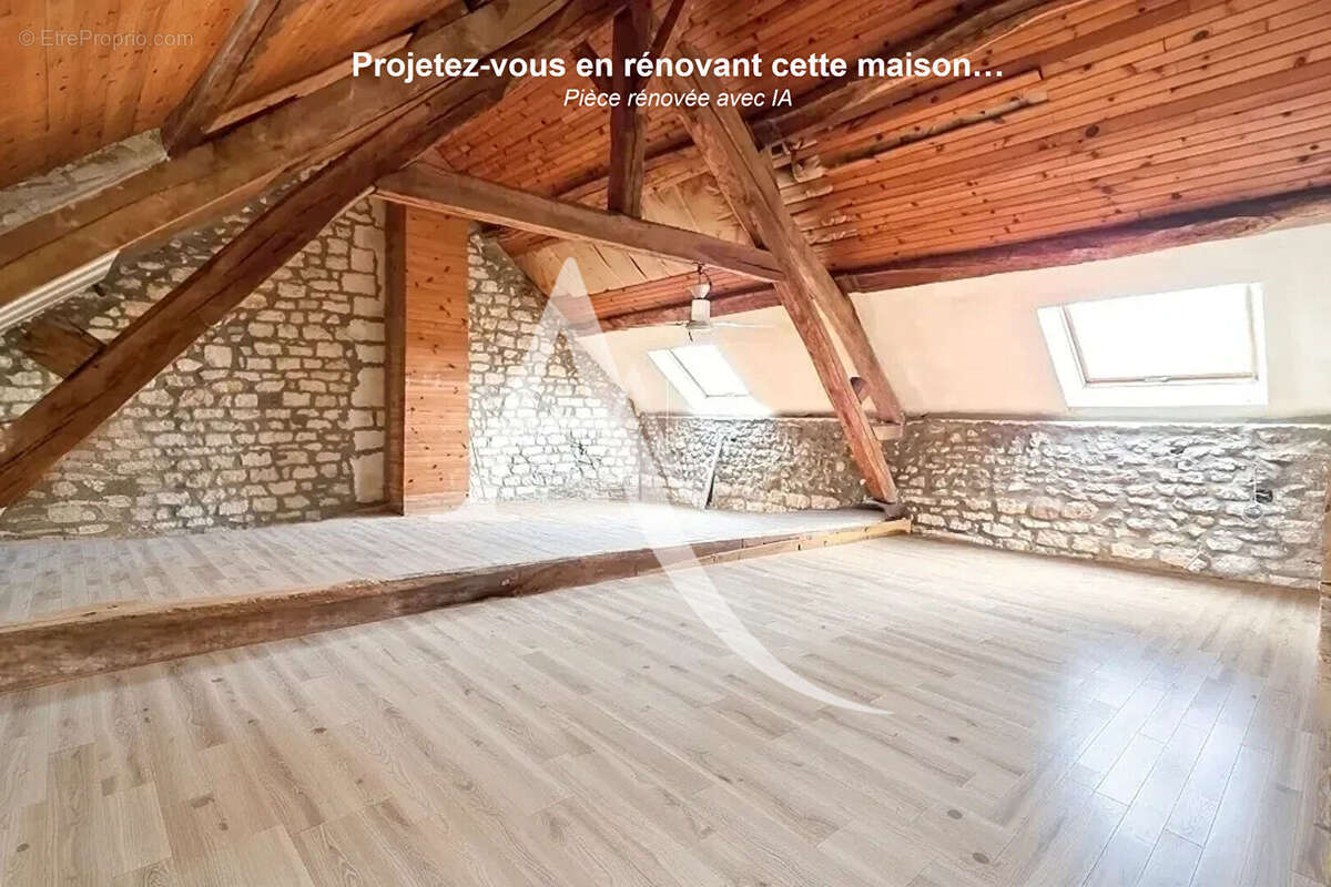 Maison à FREMECOURT