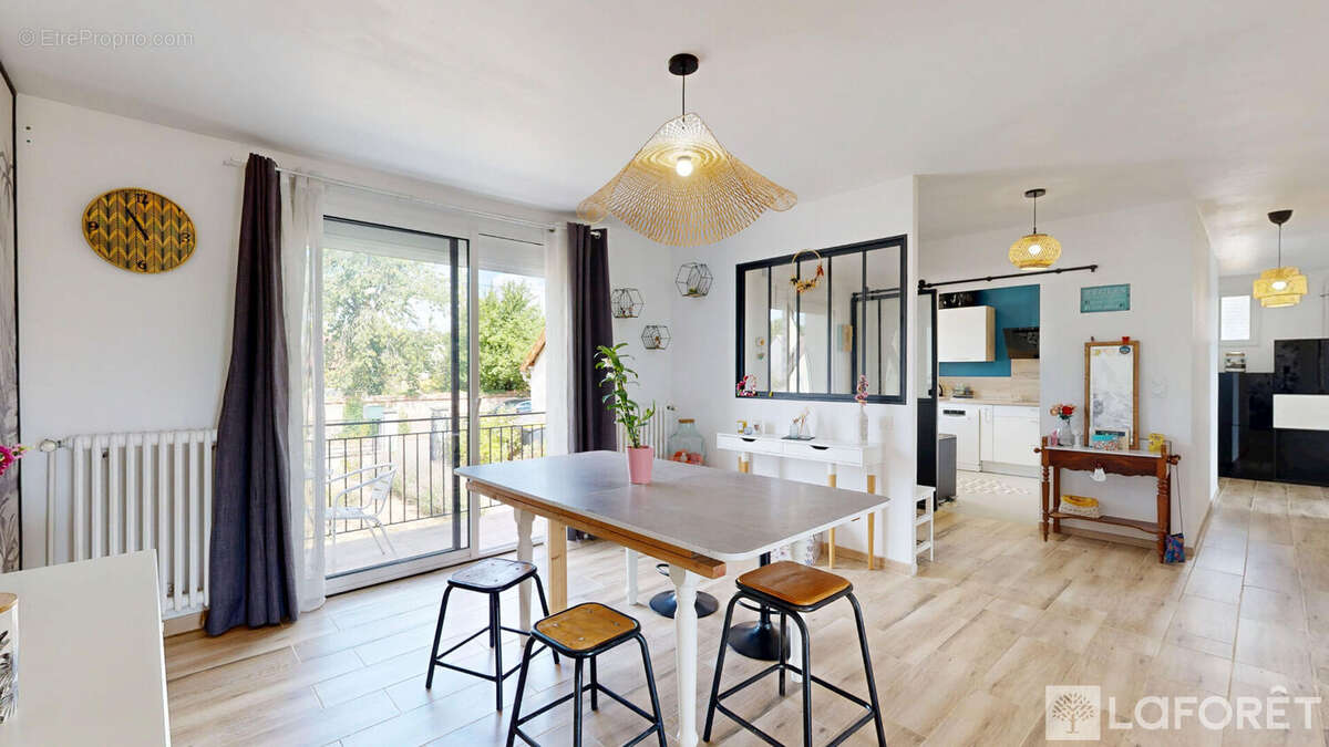 Maison Neuilly Le Real - photo 9