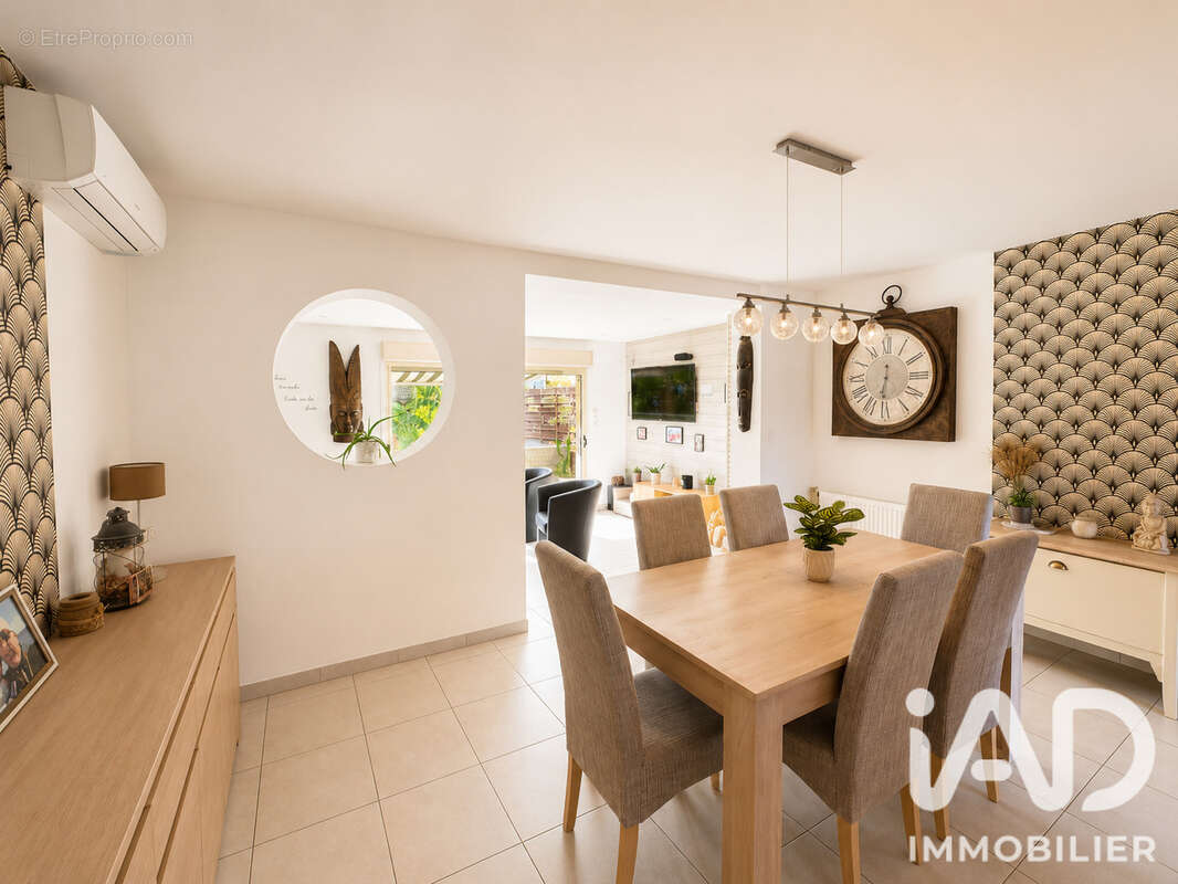 Maison 100 m² à Le Mans  - photo 2