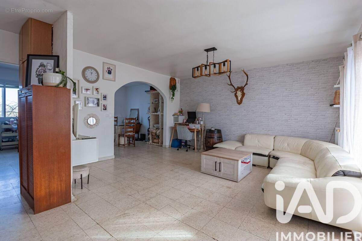 Photo 1 - Maison à BEAUMONT-DU-GATINAIS