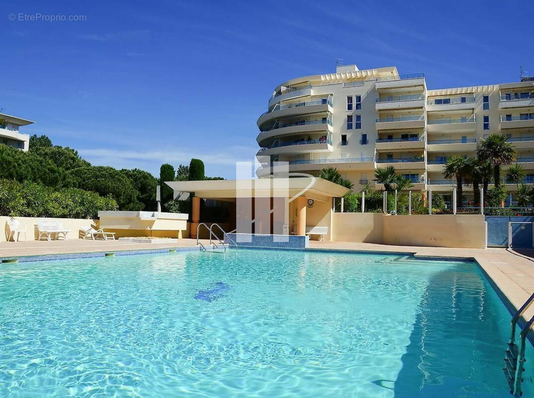 Appartement à FREJUS