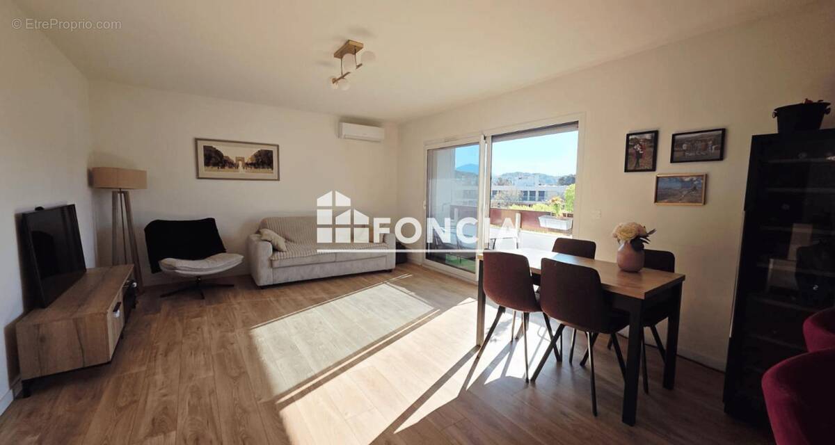 Appartement à AIX-EN-PROVENCE