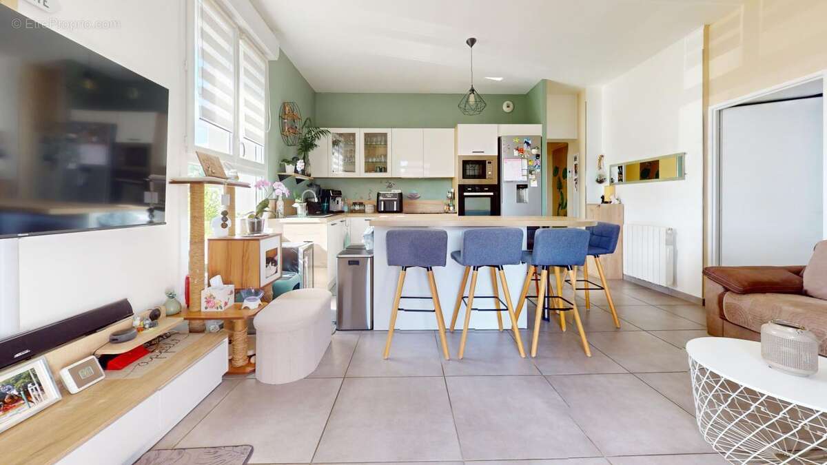 Appartement à CHARLY