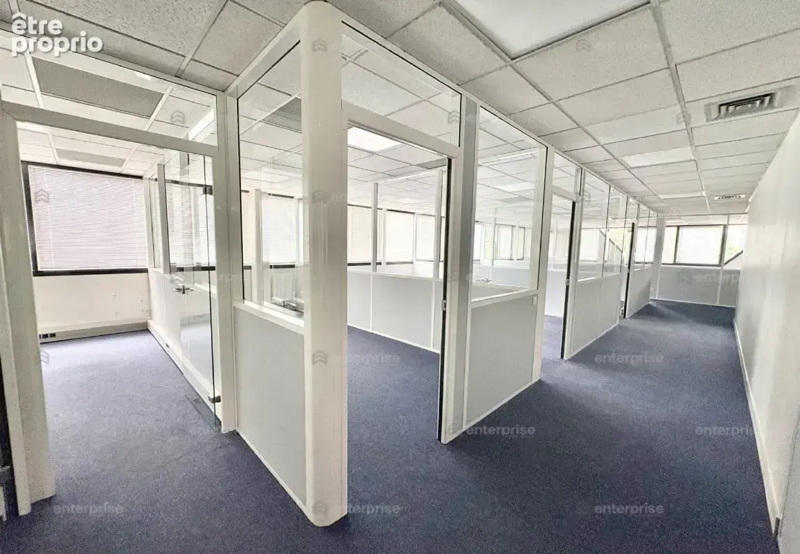 Commerce 735 m² à vendre à Bois-Guillaume (76230) - photo 2