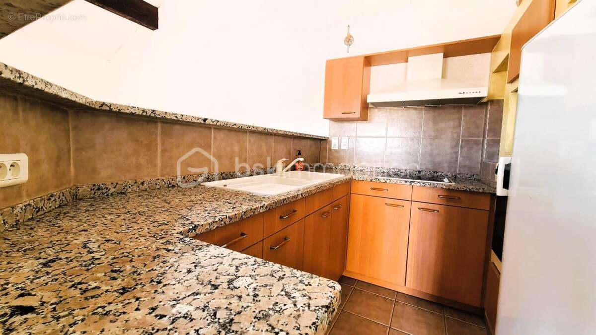 Parking à PORT-LA-NOUVELLE