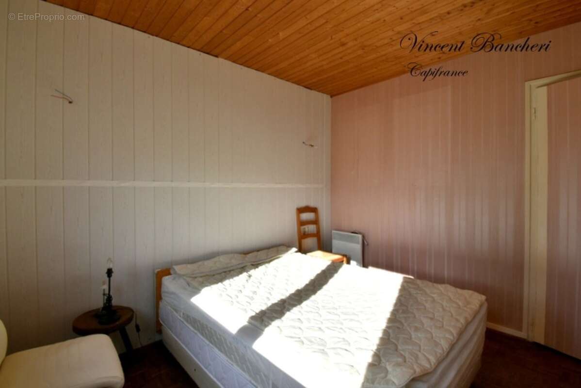 Appartement à vendre 4 pièces AMANCY (74) à rénover - photo 8