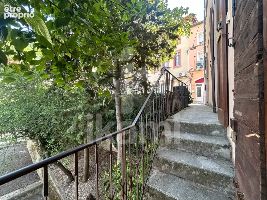 Investissement locatif, lot de 3 studios rénovés en centre ville de Bourg de péage - photo 6
