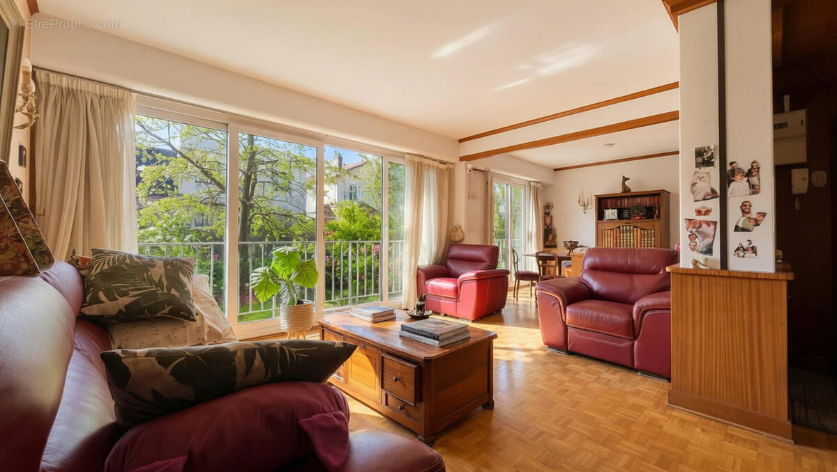 Appartement à MAISONS-LAFFITTE