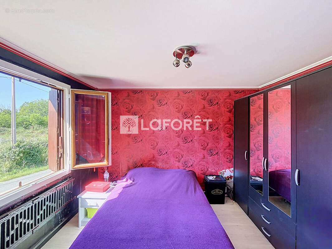 Maison Lafrancaise 5 pièces environ 115.68 m2 - 3604m² de terrain - double garage - photo 5