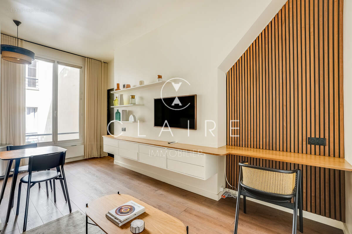 Appartement à PARIS-3E