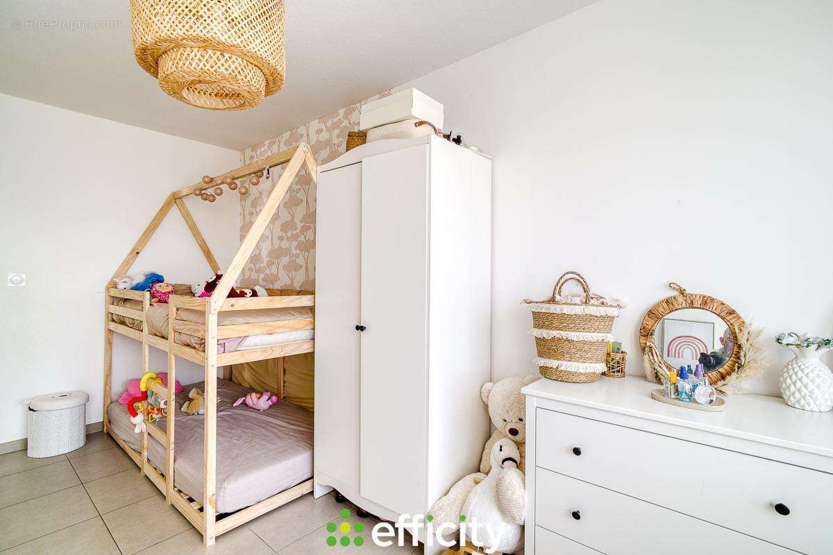 Appartement à VENISSIEUX