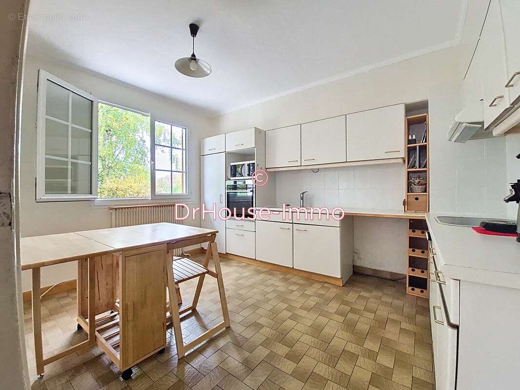 Maison à SAINT-CHERON