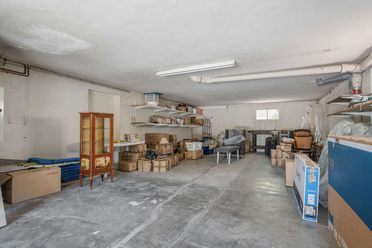 Rare à Mandelieu : maison 124 m2 avec studio, ascenseur et garage de 58 m2 - photo 11