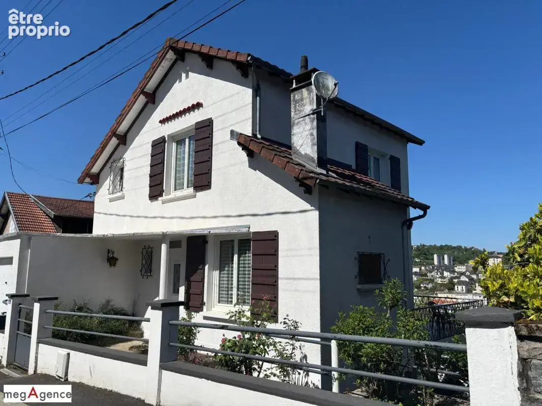Maison en position dominante 5 chambres - 3 garages - photo 3