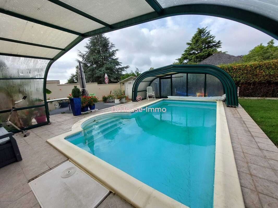 Maison à SAINT-GERVAIS-EN-BELIN