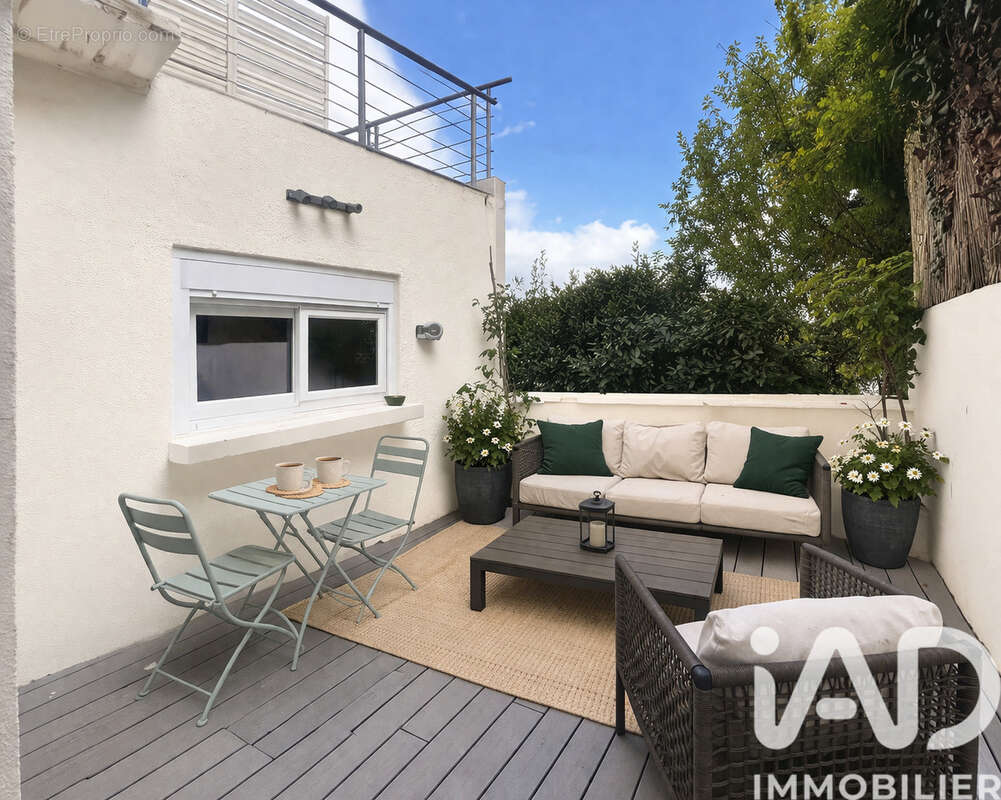 Photo 8 - Maison à SURESNES