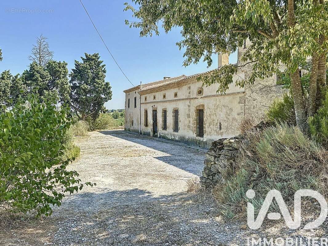 Maison 410 m² à Montferrand  - photo 4