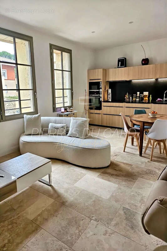 Appartement à UZES