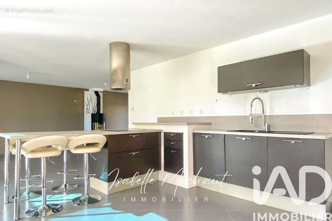 Maison 188 m² à Chapet  - photo 6