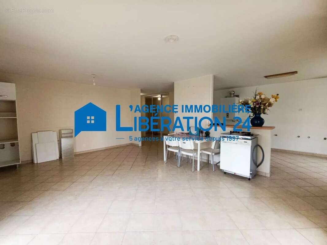 Appartement à SAINT-ETIENNE