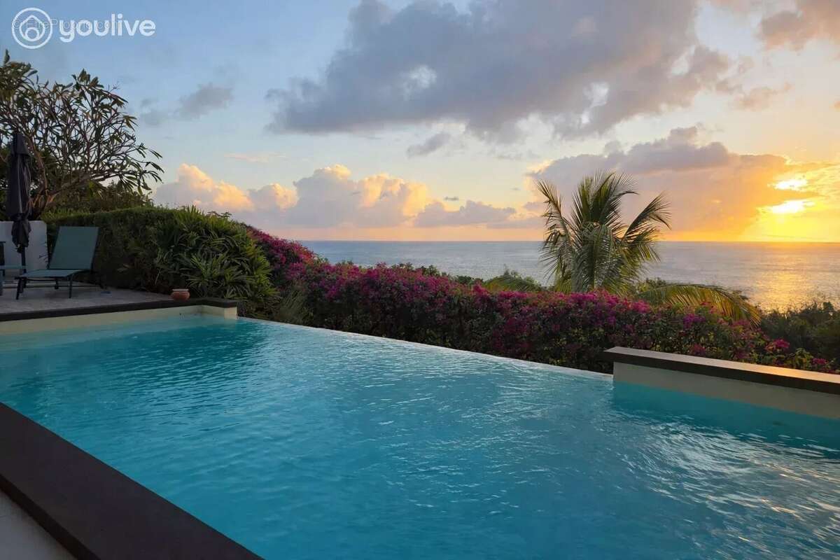 Maison à CASE-PILOTE