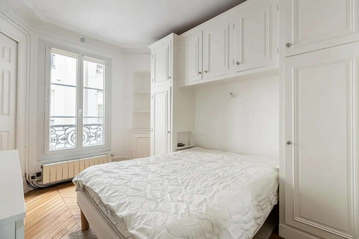 Appartement à PARIS-4E