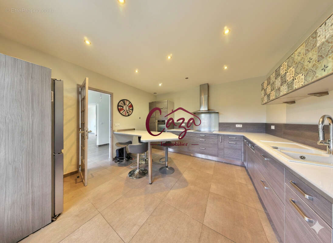 Maison à SALLEBOEUF