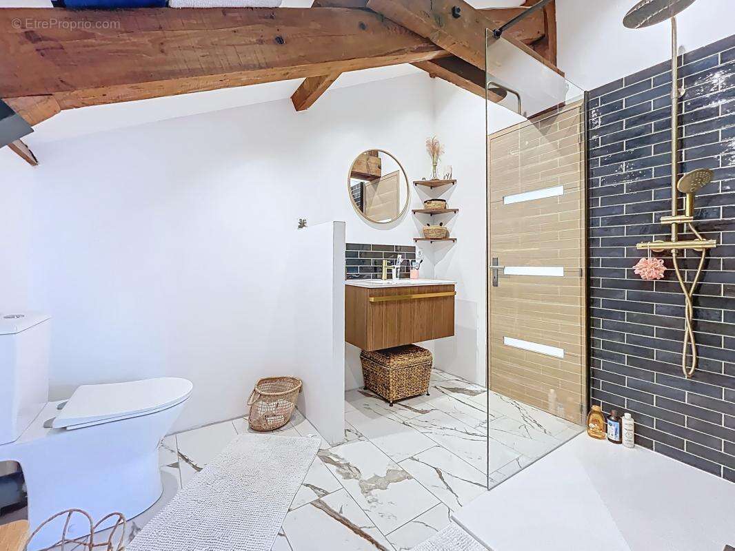 Maison à BOURG-LES-VALENCE