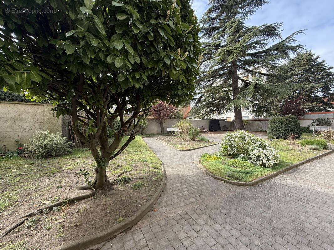 Appartement à NANTERRE