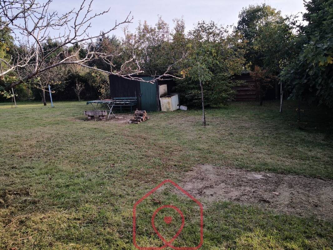 Terrain à MONTARGIS