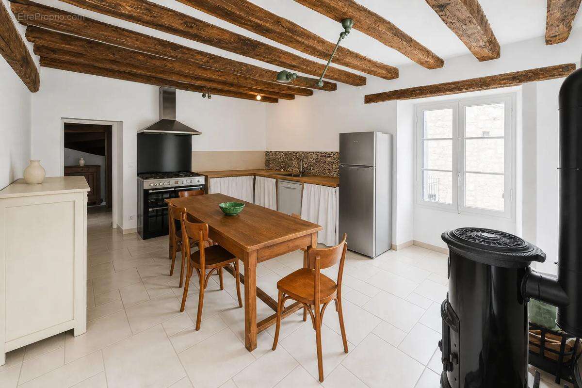 Maison XVIIe, 150 m² et jardin à Rigny-Ussé - photo 3